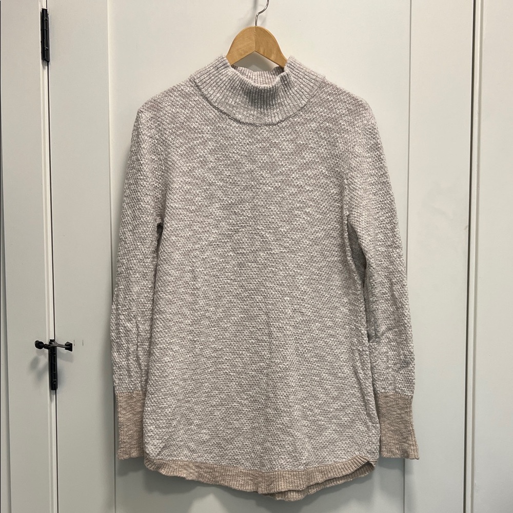 L.L. Bean Women's Cream/Tan Mockneck Sweater